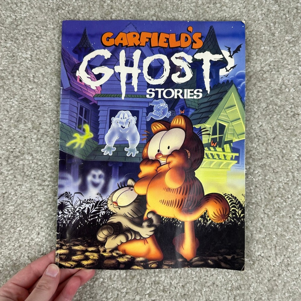 Vintage 1992 Garfield's Ghost Stories Paperback Book Jim Davis Halloween Retro